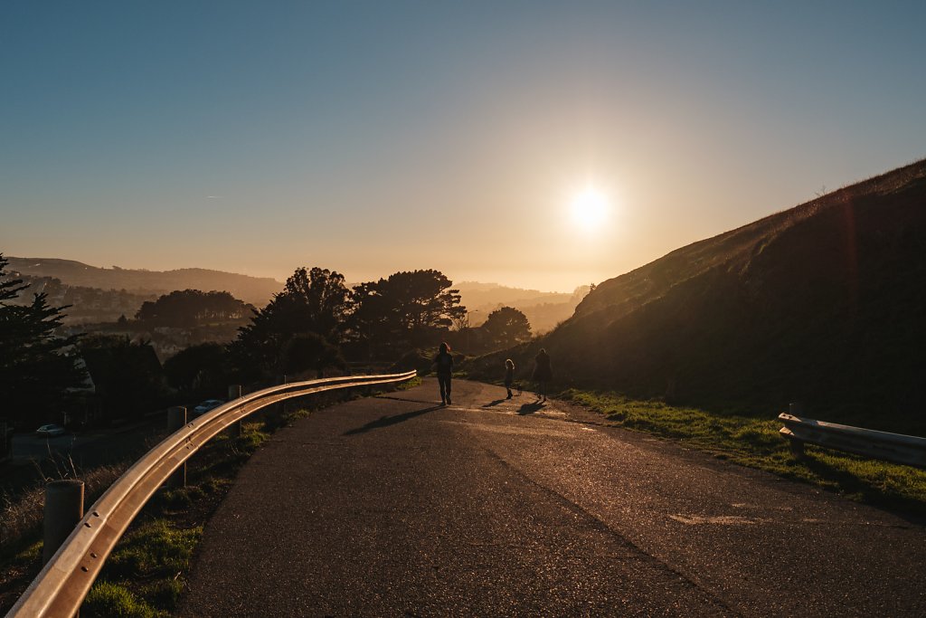bernal-intothesunset-2016-xpro2-xf16-vincenttam.jpg