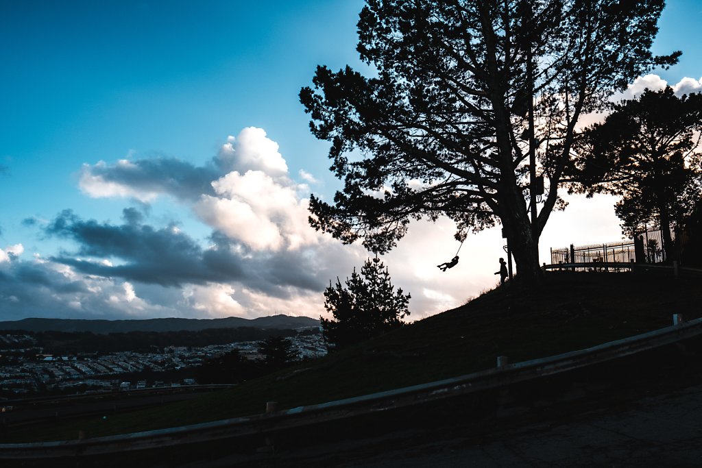 bernal-sunsetswing-2016-xpro2-xf16-vincenttam.jpg